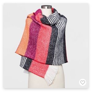 Soft blanket scarf